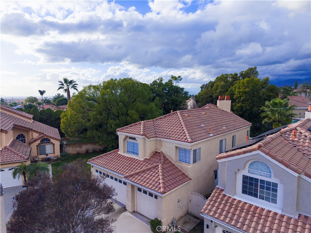 7740 Jack Rabbit Lane Highland, CA 92346 - Photo 3 of 41