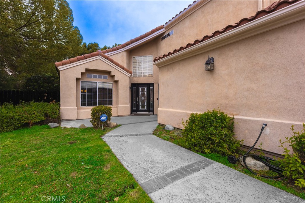 7740 Jack Rabbit Lane Highland, CA 92346 - Photo 8 of 41