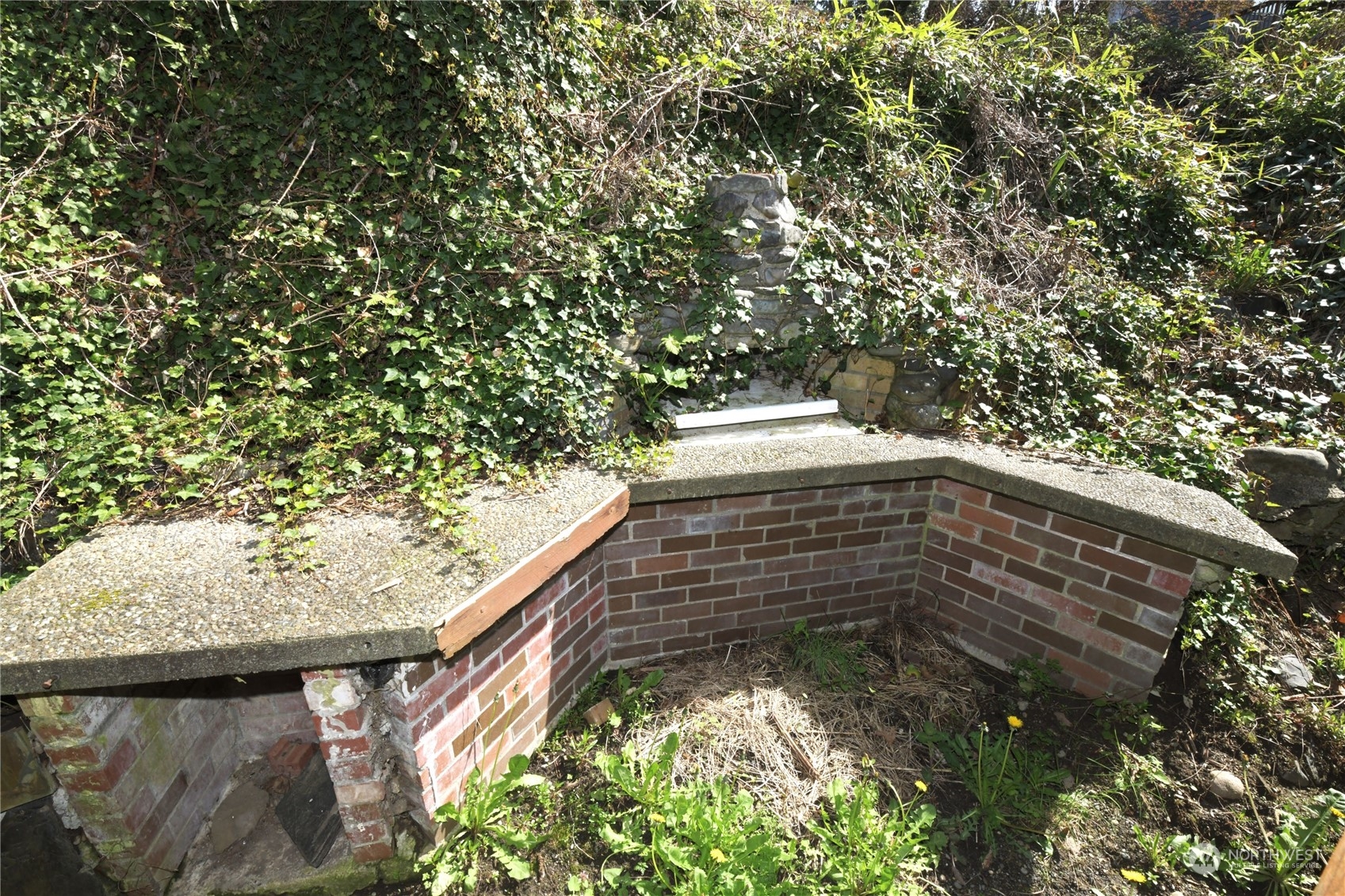 7701 Hardeson Road, Unit 54B Everett, WA 98203 - Photo 14 of 15 a view of building