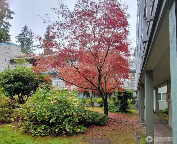 $279,950 | 5802 200th Street Southwest, Unit A, Lynnwood, WA 98036