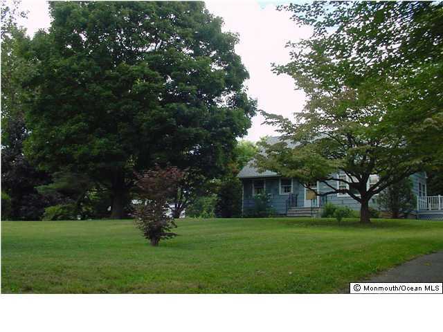 581 E Road Middletown, NJ 07748 - Photo 3 of 3 a black and white garden with trees