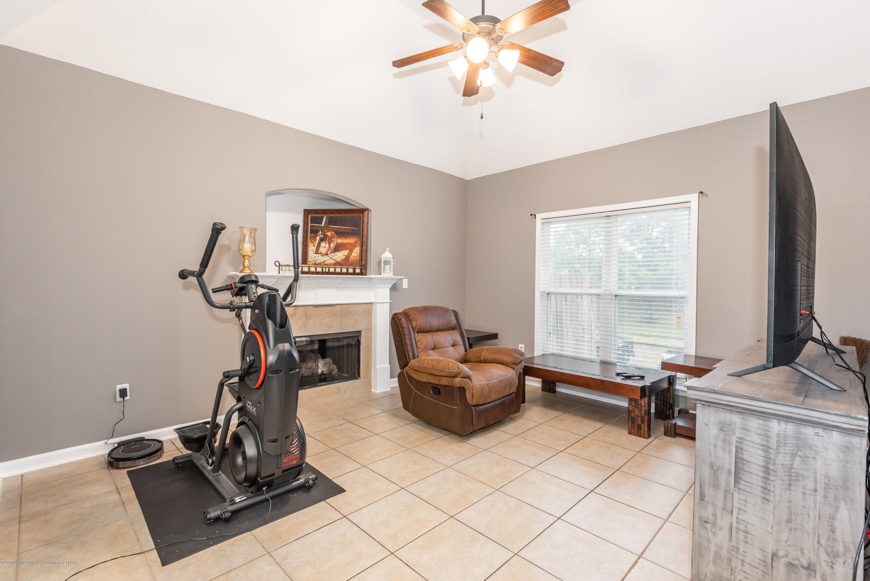 6398 Coleman Road Olive Branch, MS 38654 - Photo 8 of 18 2Ko6I9gw
