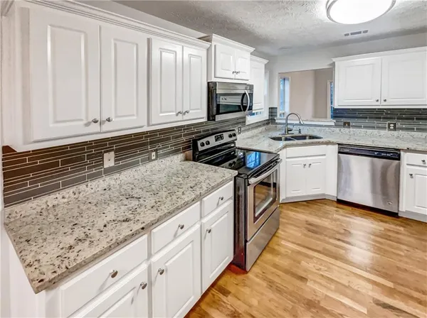 $395,000 | 249 Forest Street, Jefferson, GA 30549