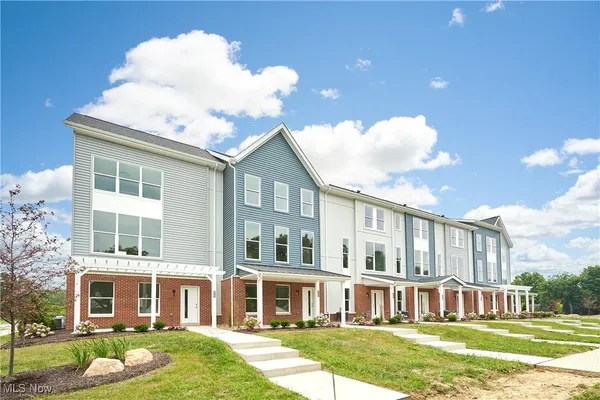 $320,000 | 606 Mull Avenue, Unit 13, Akron, OH 44313