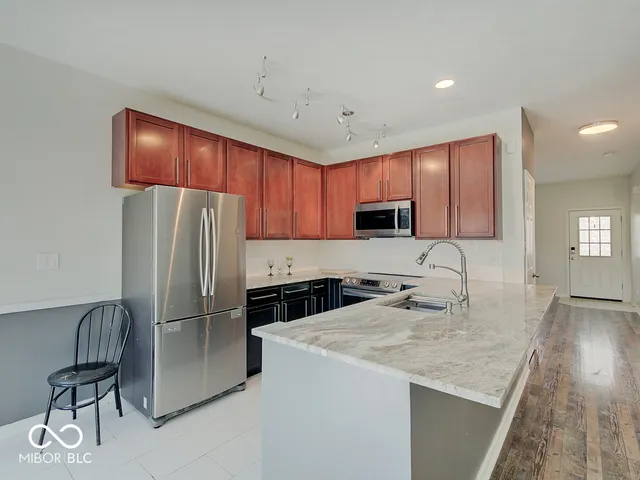 $199,900 | 4907 Tuscany Lane, Indianapolis, IN 46254