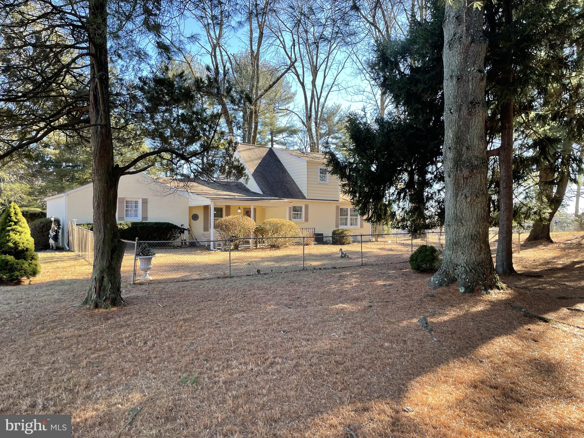 1030 Media Line Road Newtown Square, PA 19073 - Photo 3 of 36