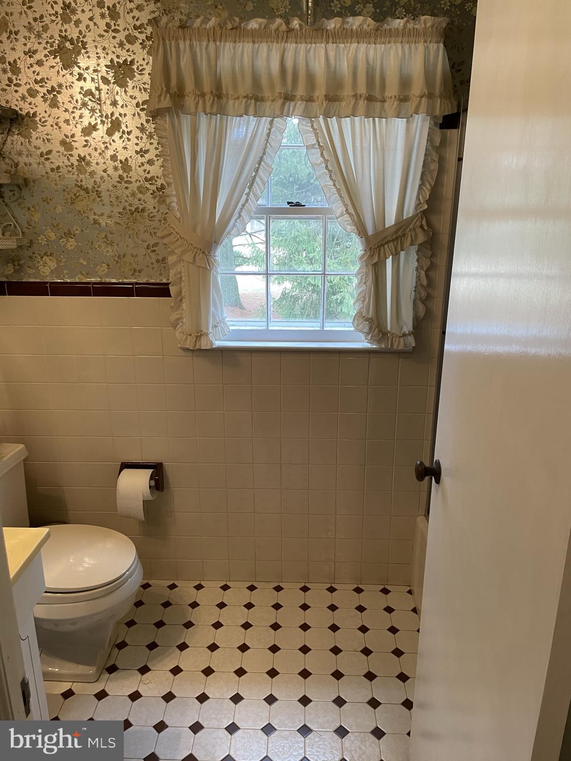 1030 Media Line Road Newtown Square, PA 19073 - Photo 33 of 36