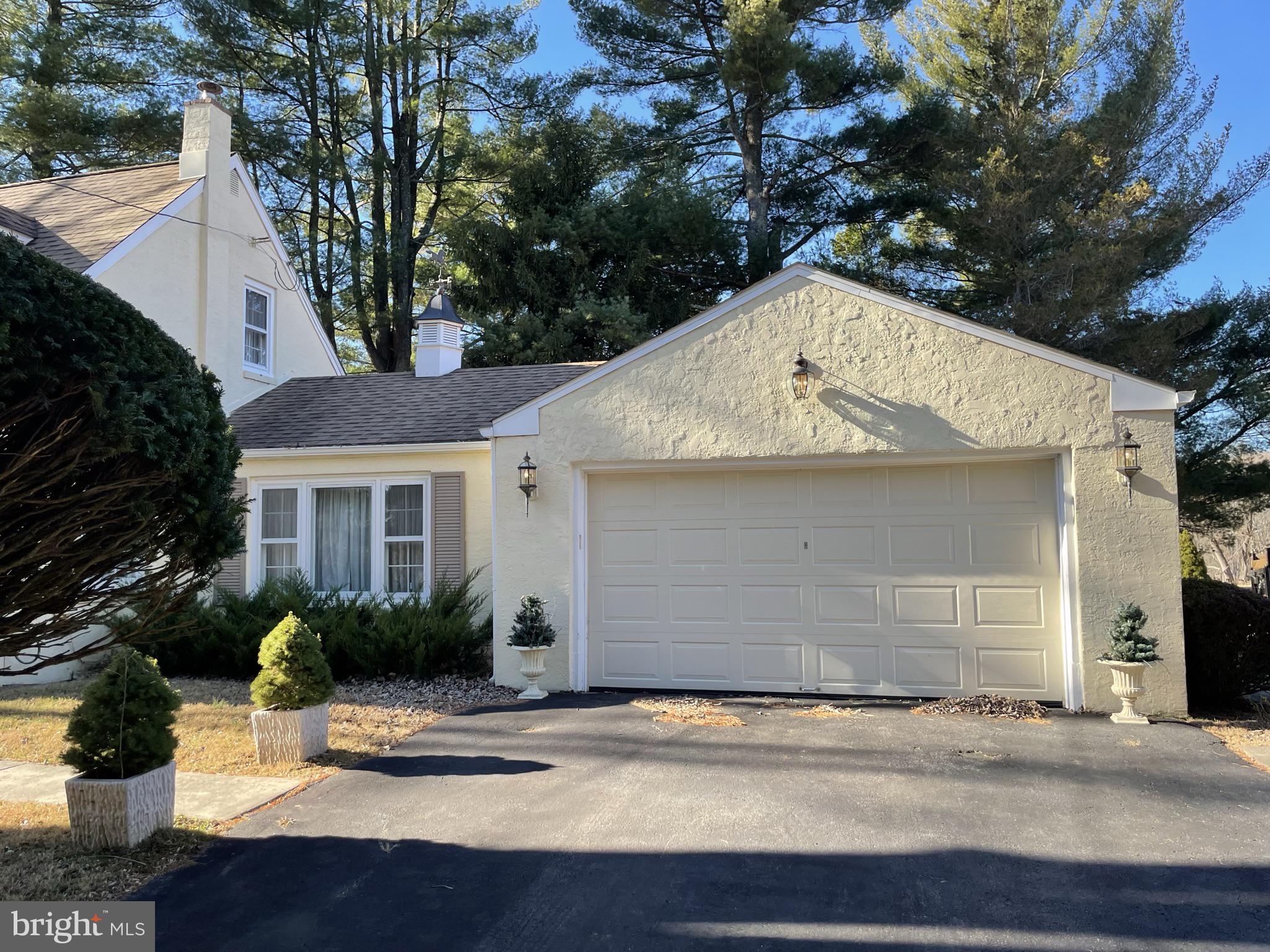 1030 Media Line Road Newtown Square, PA 19073 - Photo 4 of 36