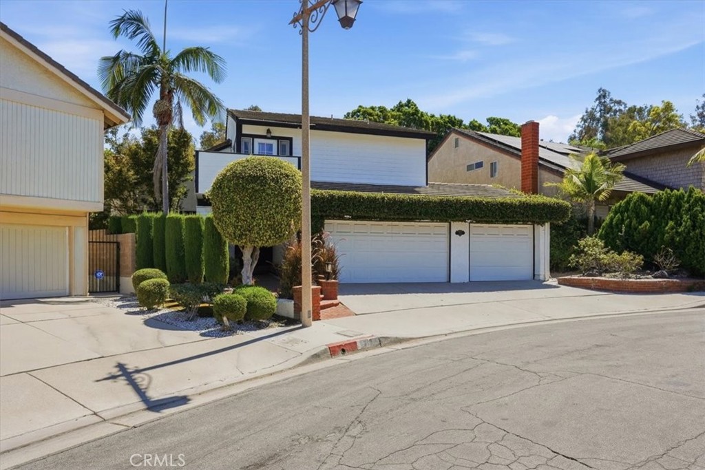 710 Ridgeview Road Anaheim Hills, CA 92807 - Photo 2 of 51 Gallery Image 2