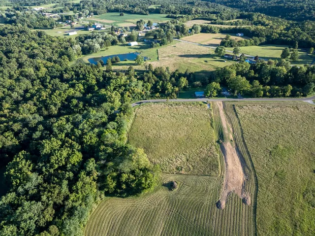 $94,900 | 10012 Highway 48, Aurora, IN 47001