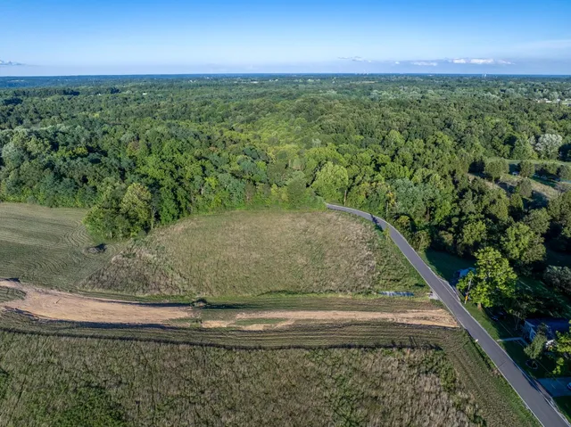 $94,900 | 10012 Highway 48, Aurora, IN 47001