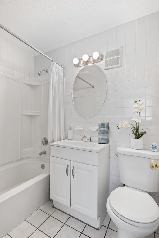 295 Main Street, Unit 3 Reading, MA 01867 - Photo 17 of 17 Gallery Image 17