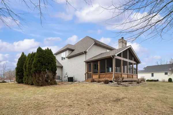 $640,000 | 9847 Quail Run Court, Bridgman, MI 49106
