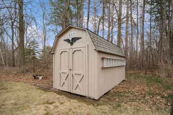 $640,000 | 9847 Quail Run Court, Bridgman, MI 49106