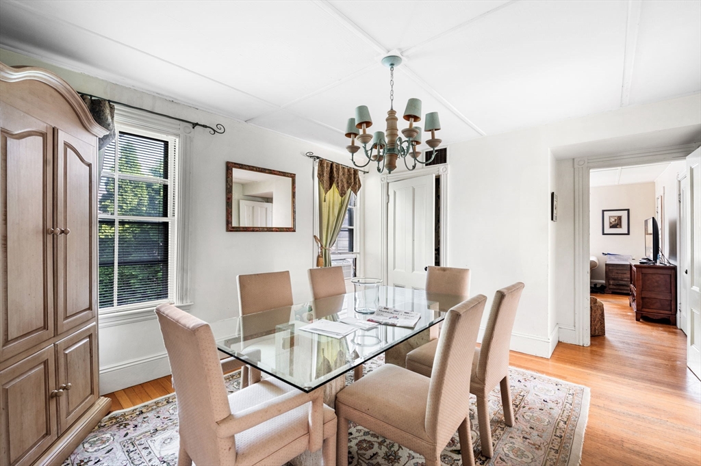 25 Pearl Street Marblehead, MA 01945 - Photo 11 of 19