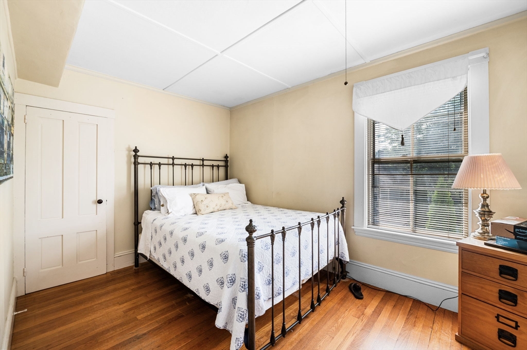 25 Pearl Street Marblehead, MA 01945 - Photo 15 of 19