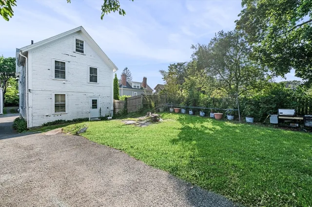 $815,000 | 25 Pearl Street, Marblehead, MA 01945