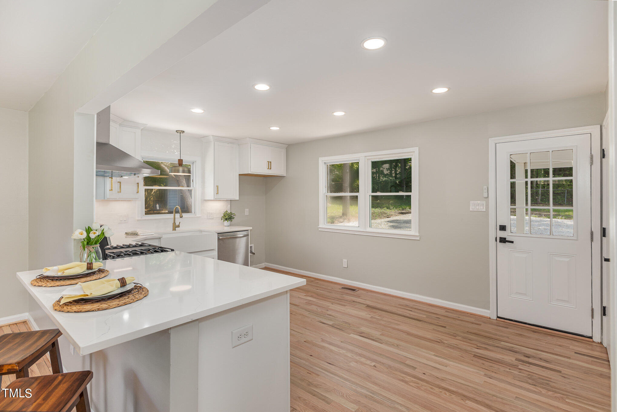 547 Dacian Road Raleigh, NC 27610 - Photo 6 of 27 009_bc4a9147-edit