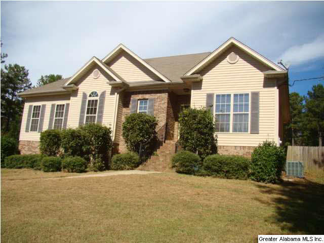 628 Hunters Crossing Road Odenville, AL 35120 - Photo 1 of 18