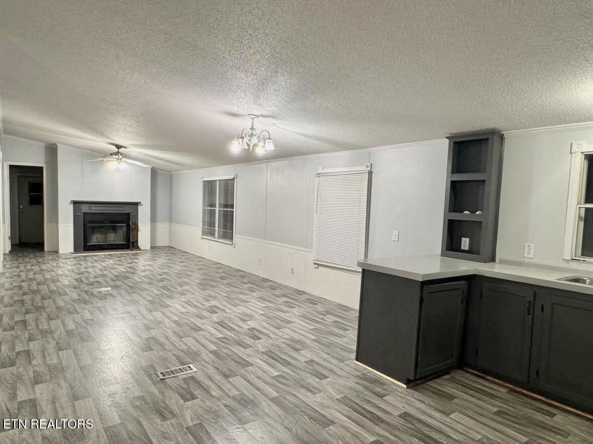 3200 Hubbard Road Loudon, TN 37774 - Photo 11 of 36 Kitchen/dining/livingroom