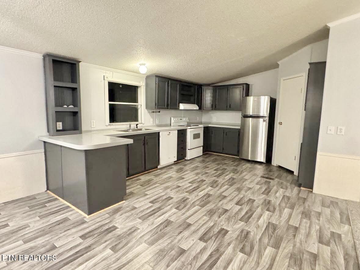 3200 Hubbard Road Loudon, TN 37774 - Photo 7 of 36 Kitchen open concept