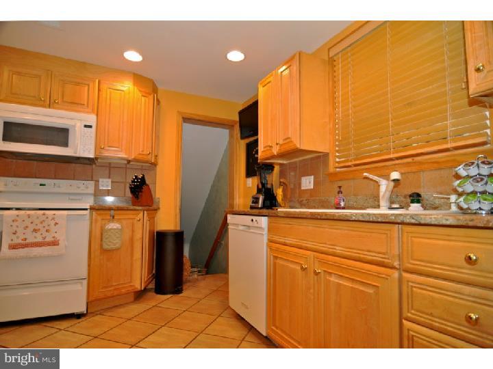 2539 Woodleigh Road Havertown, PA 19083 - Photo 5 of 25