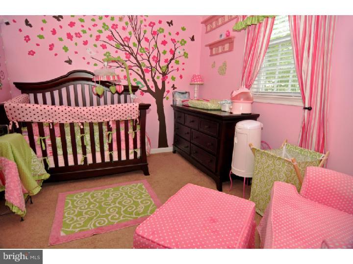 2539 Woodleigh Road Havertown, PA 19083 - Photo 8 of 25