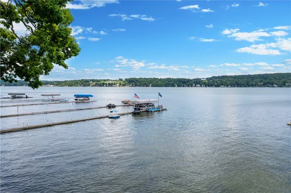 $1,895 | 4027 Graywood North, Unit B, Livonia, NY 14454