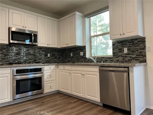$3,095 | 42752 Azure Street, Temecula, CA 92592