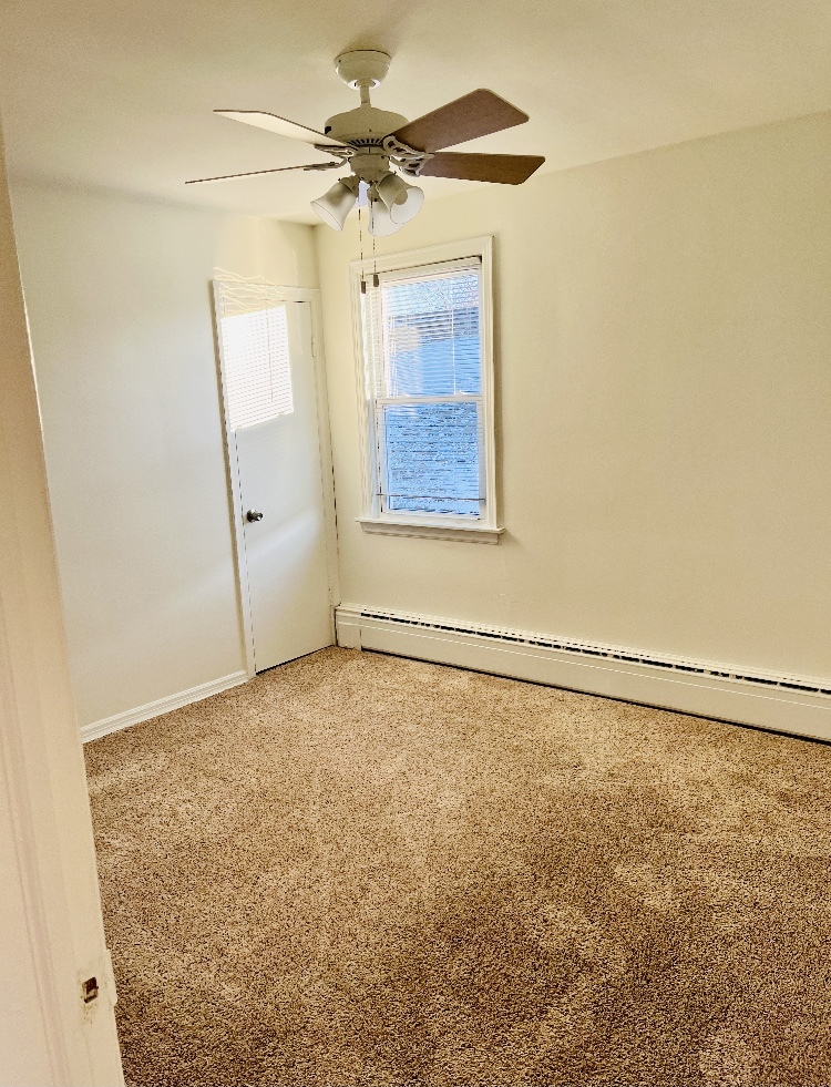 3726 Home Avenue, Unit 2 Berwyn, IL 60402 - Photo 6 of 7 a view of an empty room