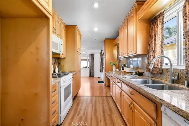 $699,000 | 457 Chester Place, Pomona, CA 91768