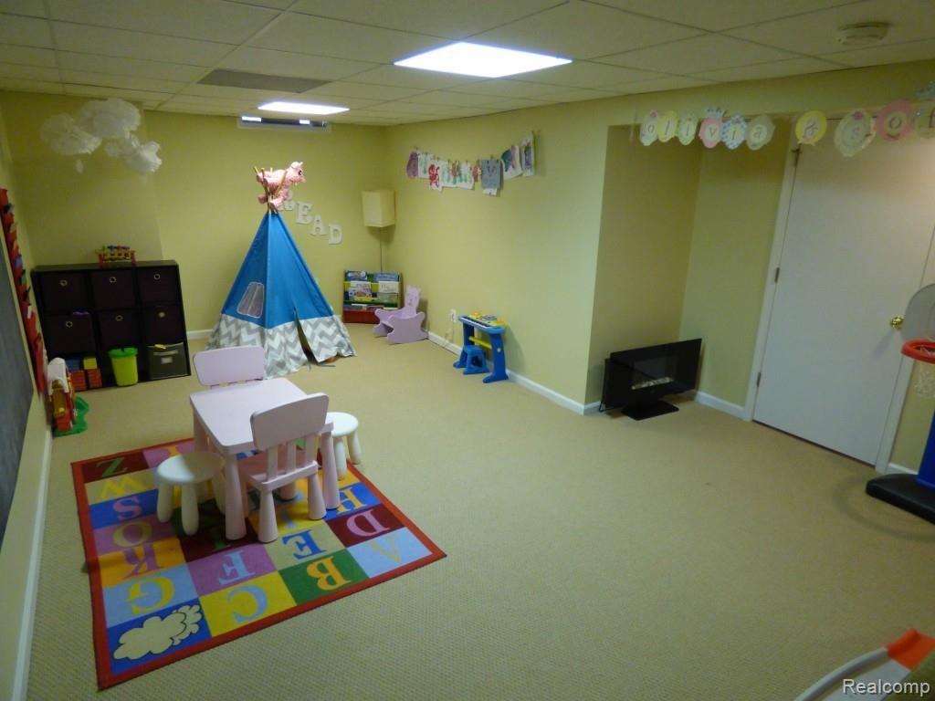 43432 Proctor Road Canton, MI 48188 - Photo 25 of 31 P1170853.jpg