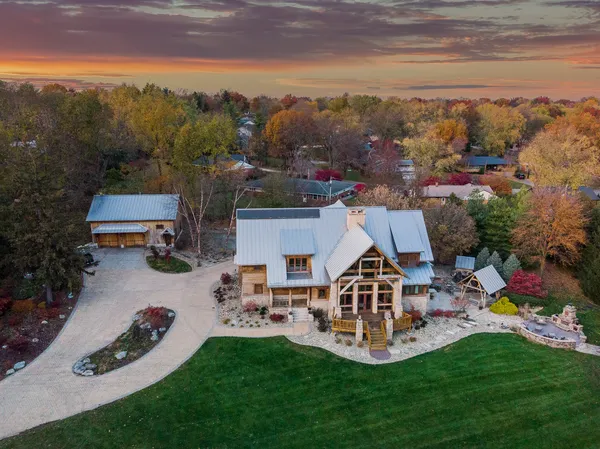 $2,600,000 | 13 Norbloom Avenue, Bloomington, IL 61701