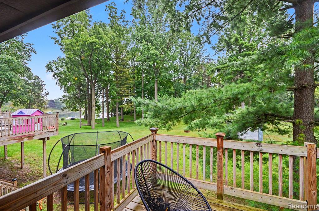 4105 Crocus Road Waterford, MI 48328 - Photo 20 of 47 Gallery Image 20