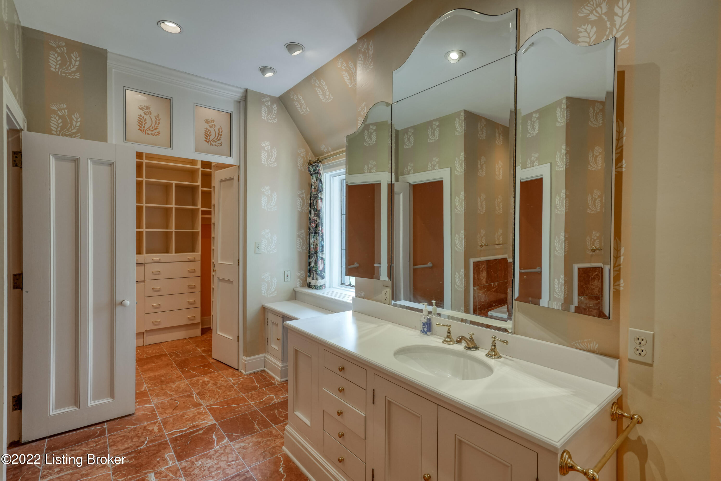 1644 Cherokee Road Louisville, KY 40205 - Photo 33 of 60 168 - 20210502 701095