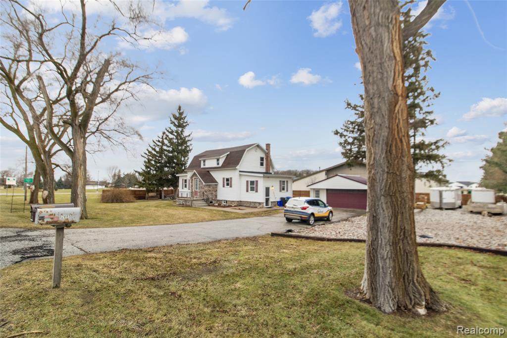 12895 East Washington Road Reese, MI 48757 - Photo 3 of 36