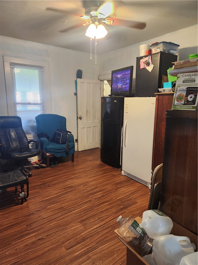 3954 Ridge Road Williamson, NY 14589 - Photo 12 of 12 Living/Dining Apartment
