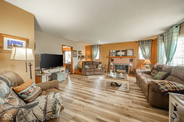 $625,000 | 11910 South Co Road 800 West, Daleville, IN 47334