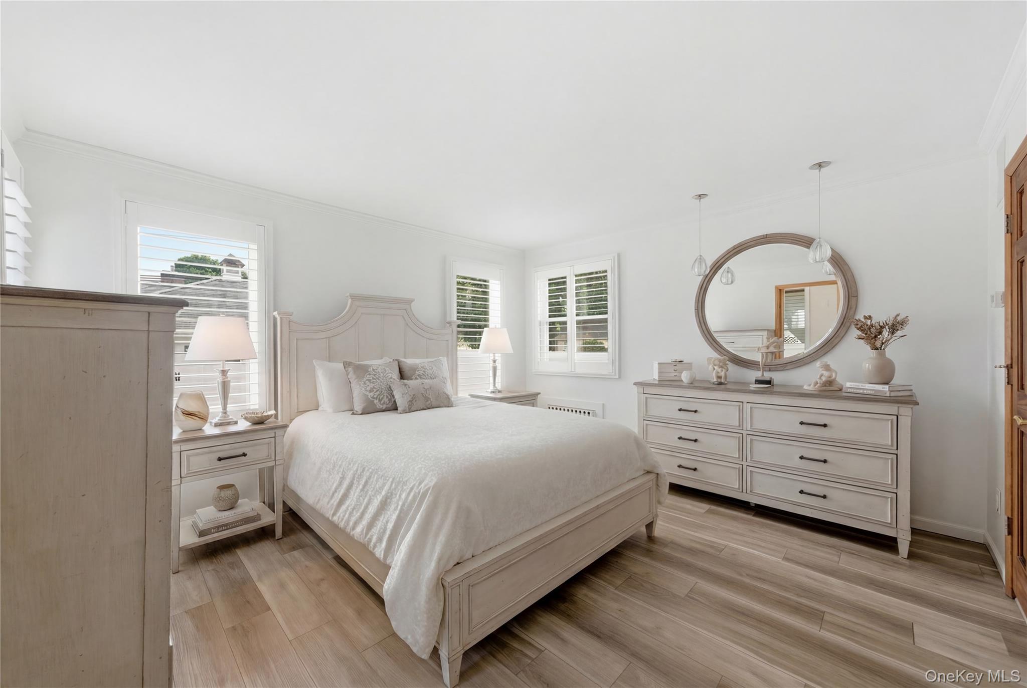 82 Sunset Road Bay Shore, NY 11706 - Photo 20 of 38