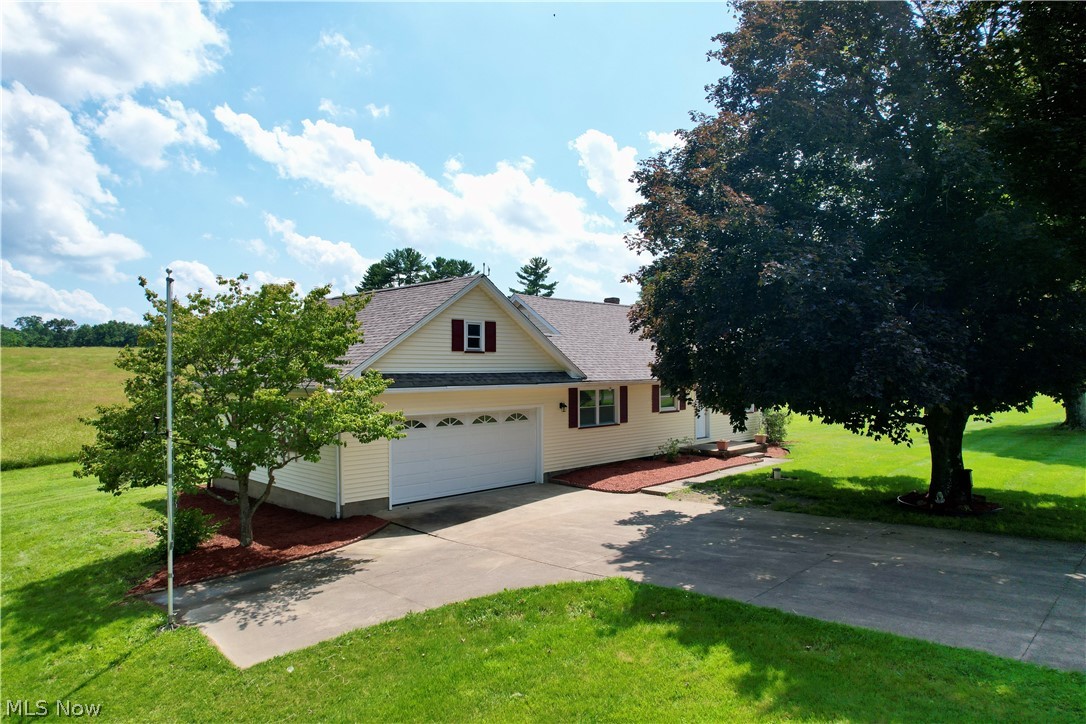 3278 Fresno Road Northwest Carrollton, OH 44615 - Photo 2 of 42