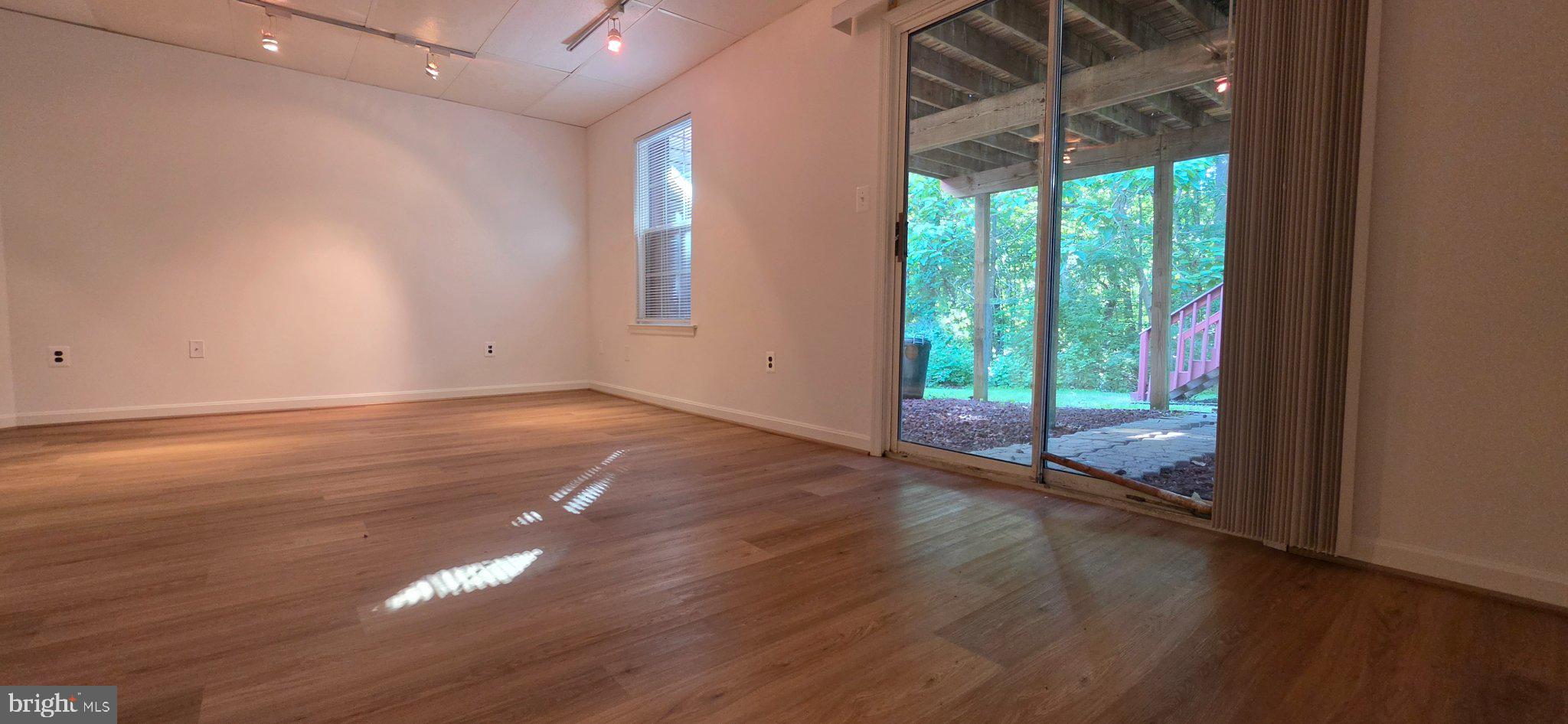 14736 McKnew Road Burtonsville, MD 20866 - Photo 27 of 37
