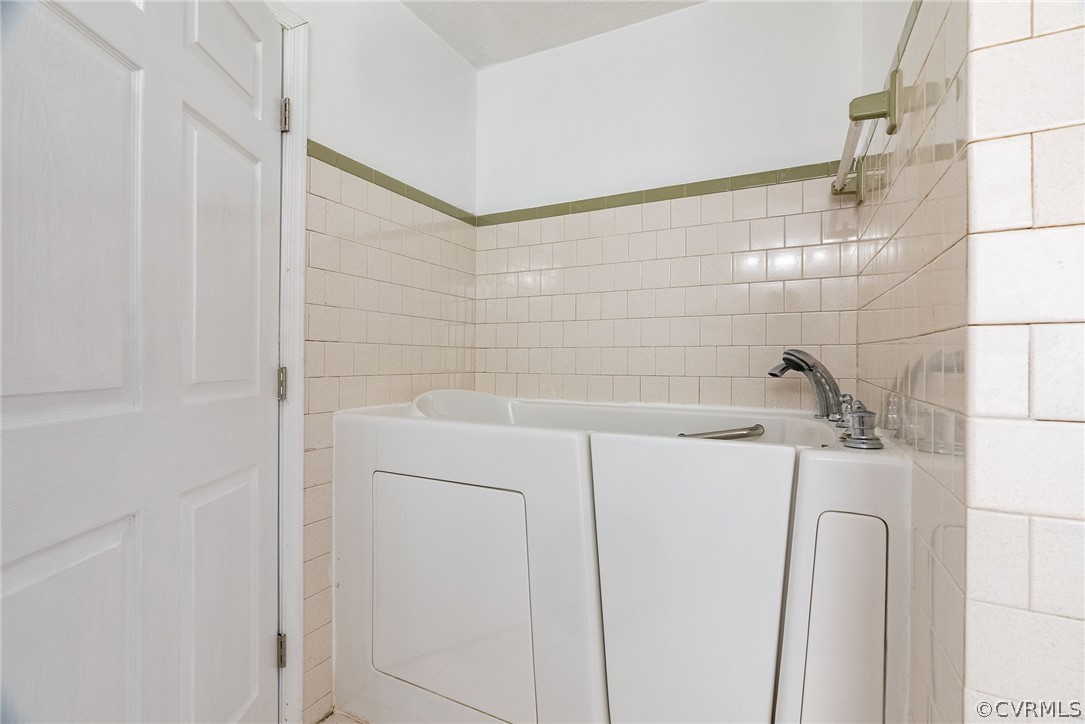 2557 Broad St Road Gum Spring, VA 23065 - Photo 29 of 47 Gallery Image 29