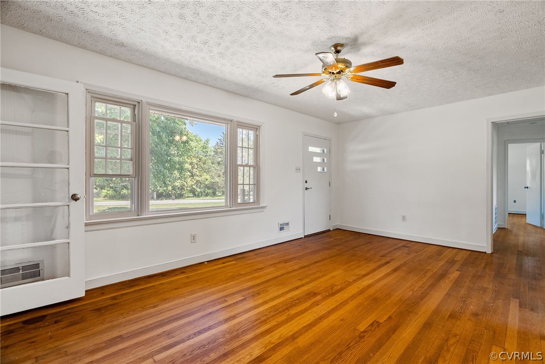 2557 Broad St Road Gum Spring, VA 23065 - Photo 8 of 47 Gallery Image 8