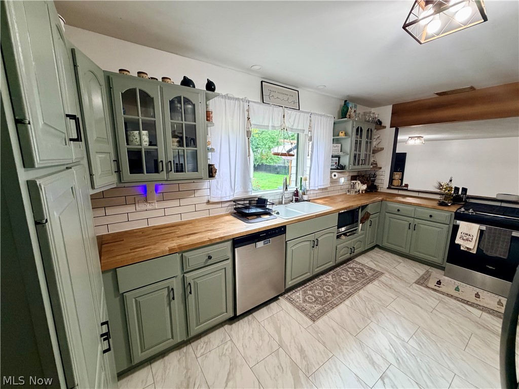 6274 Morgan Road Ravenna, OH 44266 - Photo 8 of 43 Gallery Image 8