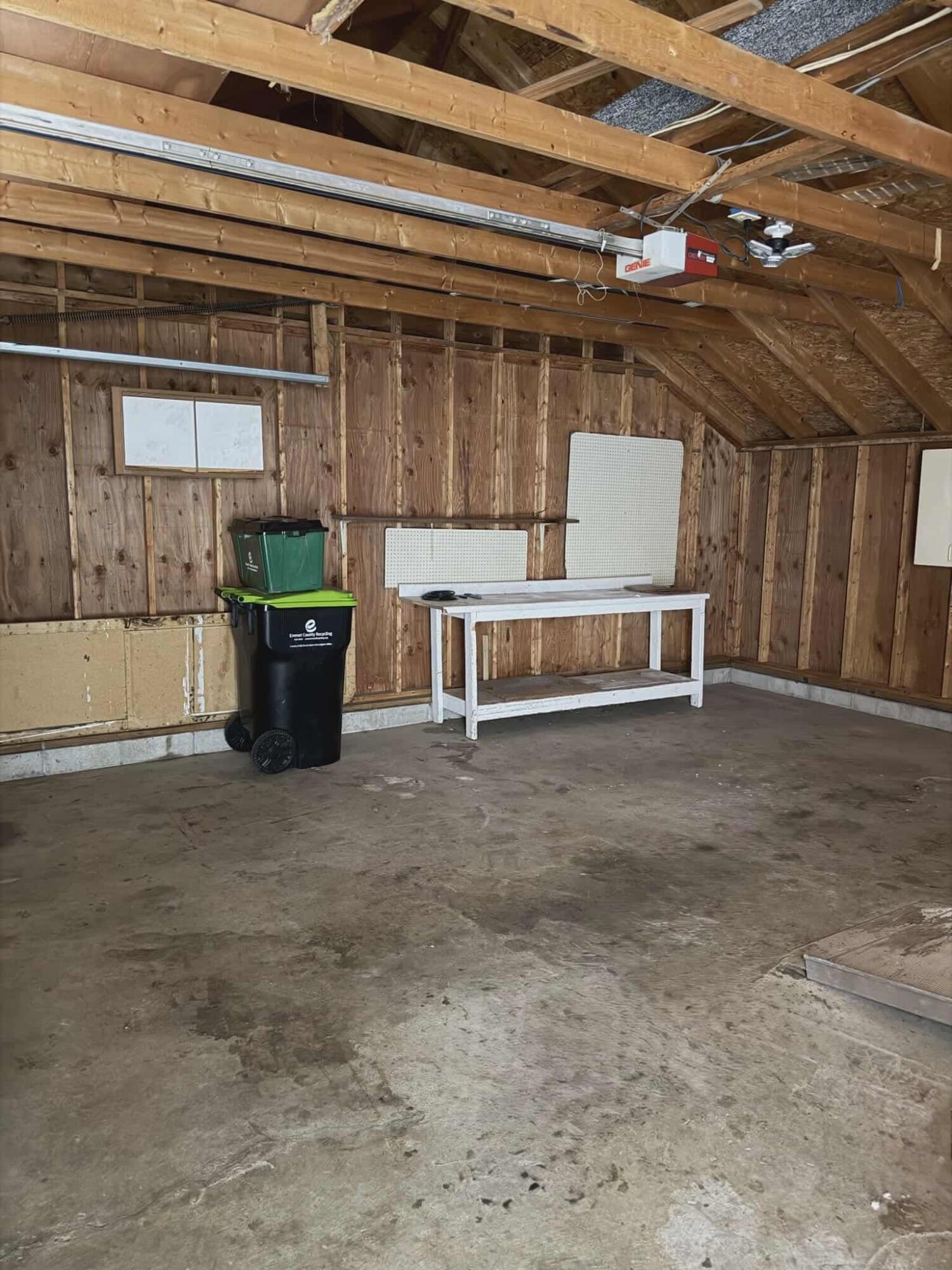 7084 Center Street Alanson, MI 49706 - Photo 2 of 17 b06f673f2eb238cd53224a5c99528292