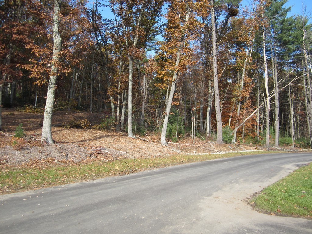 4 Rhodes Drive Berlin, MA 01503 - Photo 12 of 13 Gallery Image 12