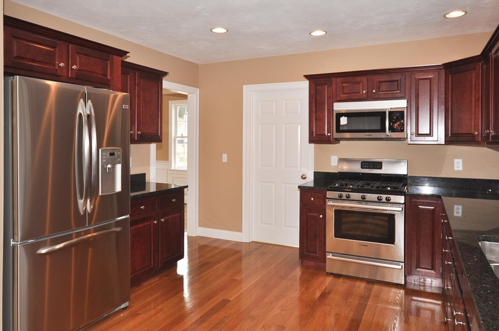 4 Rhodes Drive Berlin, MA 01503 - Photo 8 of 13 Gallery Image 8