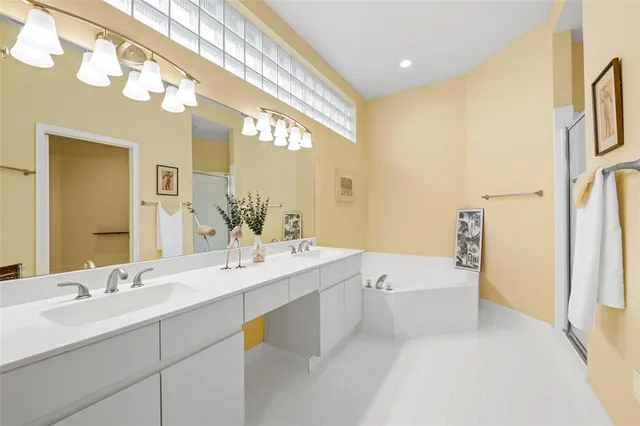 $849,999 | 608 Misty Oaks Lane, Pompano Beach, FL 33069