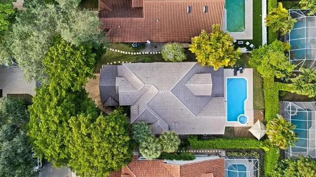 $925,000 | 608 Misty Oaks Lane, Pompano Beach, FL 33069