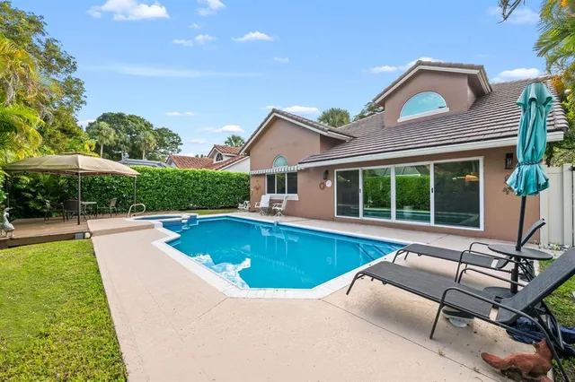 $925,000 | 608 Misty Oaks Lane, Pompano Beach, FL 33069
